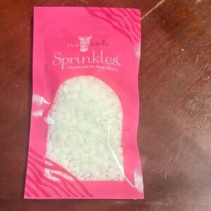 Pink Zebra Sprinkles Fragranced Wax Melts in Pink and White